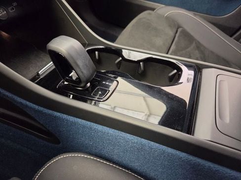 Certified 2023 Volvo C40 P8 Recharge Plus AWD/4WD image 34