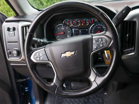 Used 2019 Chevrolet Silverado 1500 LT w/ All Star Edition image 22