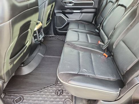 Used 2019 RAM 1500 Laramie image 9