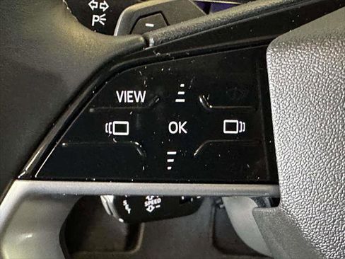 Used 2025 Audi Q5 Premium w/ Convenience Package image 25