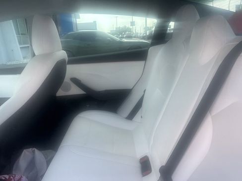 Used 2024 Tesla Model 3 Long Range image 15