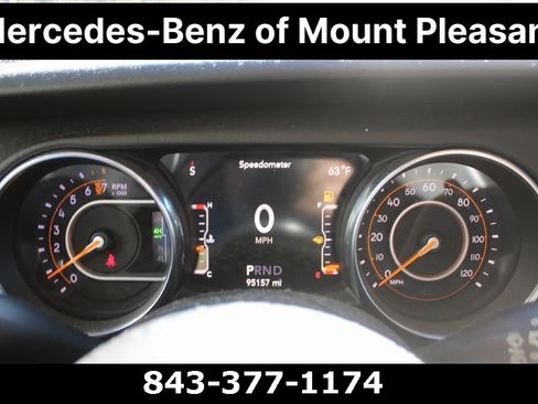 Used 2018 Jeep Wrangler Unlimited Sahara image 28