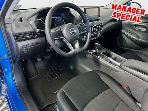Used 2024 Nissan Sentra SV FWD image 10