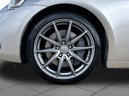 Used 2018 Lexus IS 300 AWD w/ Premium Package image 11