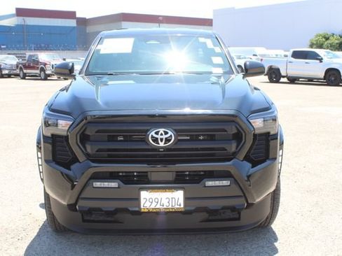 Used 2024 Toyota Tacoma SR5 AWD/4WD image 2