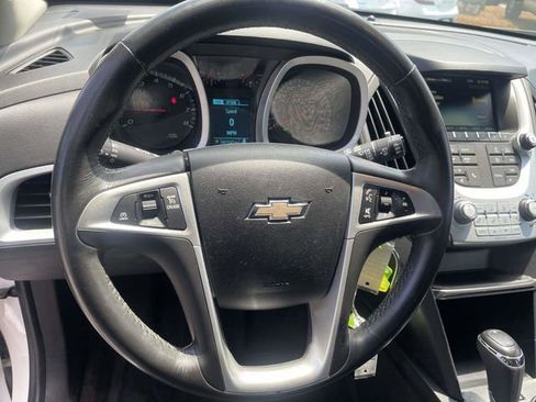 Used 2017 Chevrolet Equinox LT w/ Convenience Package FWD image 19