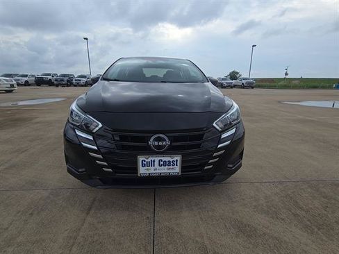 Used 2024 Nissan Versa S w/ Trunk Package FWD image 2