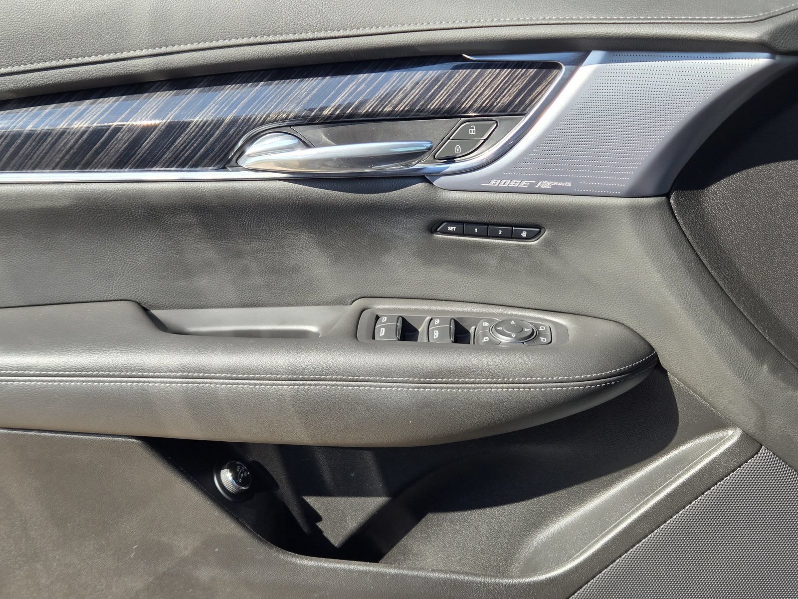 Used 2023 Cadillac XT6 Premium Luxury FWD image 26