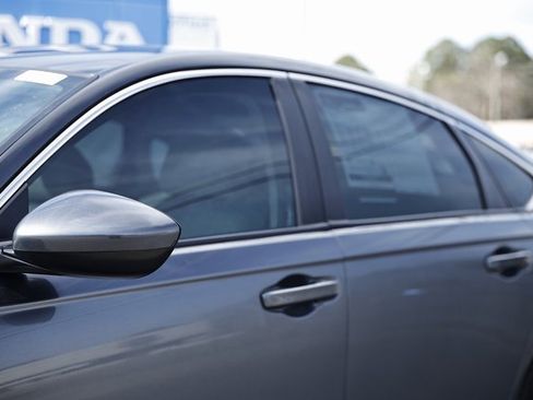 Used 2023 Honda Accord LX image 3