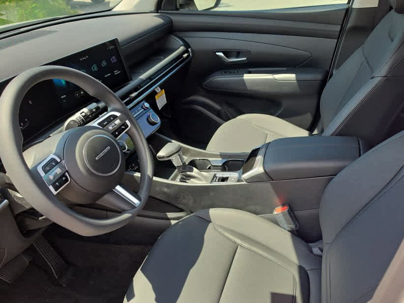 New 2026 Hyundai Tucson SEL Plus FWD image 16