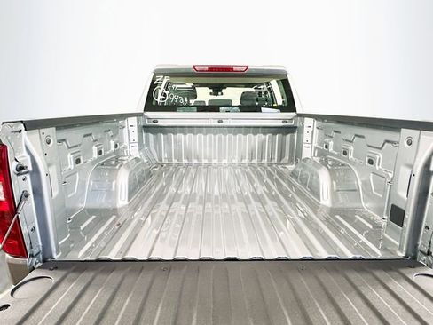 New 2025 Chevrolet Silverado 1500 W/T image 24