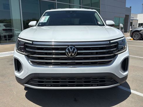 Used 2024 Volkswagen Atlas SE FWD image 5