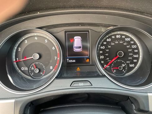 Used 2019 Volkswagen Atlas SE FWD image 10