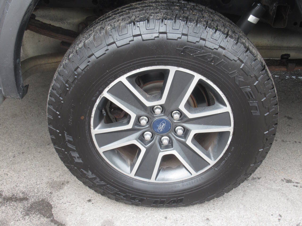 Used 2015 Ford F150 Lariat AWD/4WD image 10