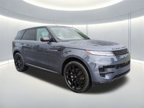 New 2025 Land Rover Range Rover Sport SE image 3