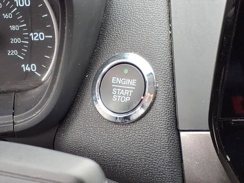 Certified 2022 Ford EcoSport SE w/ SE Convenience Package image 23