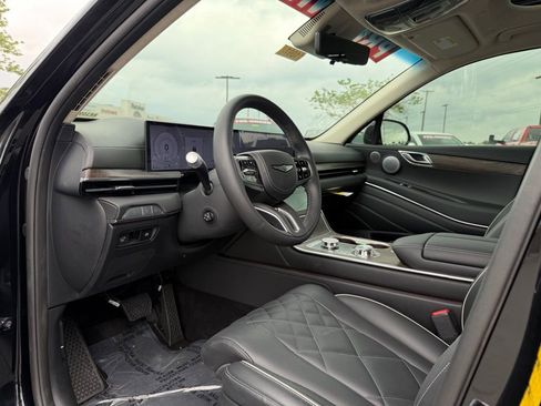 Used 2025 Genesis GV80 3.5T Prestige AWD/4WD image 10