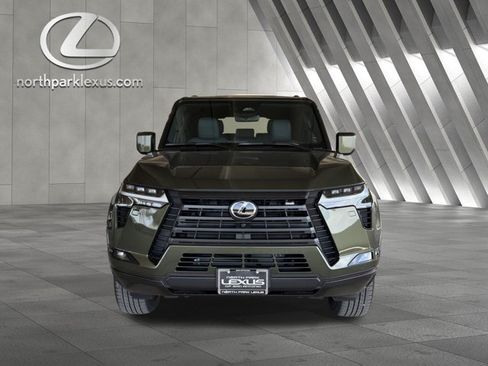 Certified 2026 Lexus GX 550 w/ Cold Area Package AWD/4WD image 27