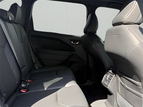 New 2025 Subaru Forester Limited image 15
