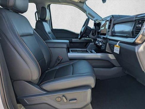 New 2026 Ford F250 Lariat w/ Chrome Package image 22