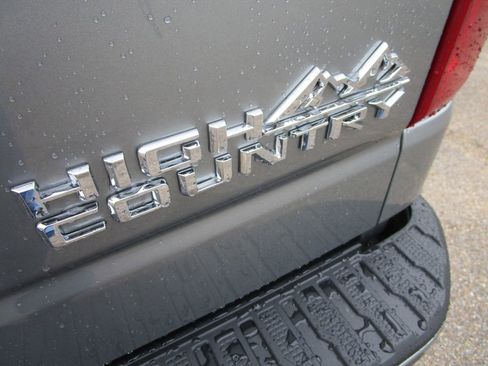 New 2026 Chevrolet Silverado 1500 High Country image 11