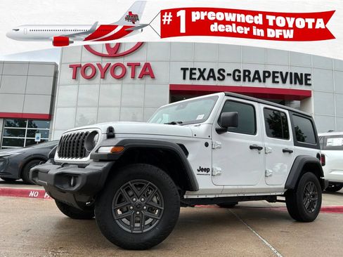 Used 2025 Jeep Wrangler Unlimited Sport AWD/4WD image 1