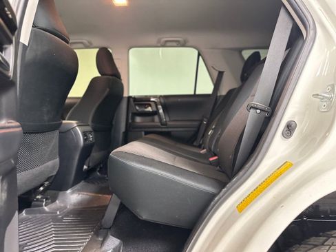 Used 2022 Toyota 4Runner TRD Off-Road image 19