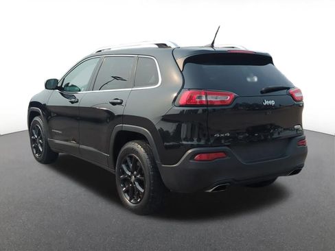 Used 2015 Jeep Cherokee Latitude w/ Cold Weather Group AWD/4WD image 4