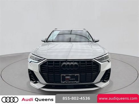 Certified 2025 Audi Q3 2.0T Premium w/ Black Optic Sport Package image 6