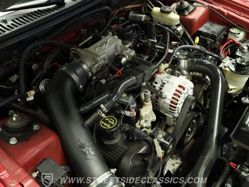Used 2004 Ford Mustang GT RWD image 32