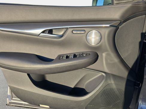 Used 2025 INFINITI QX50 Luxe image 26