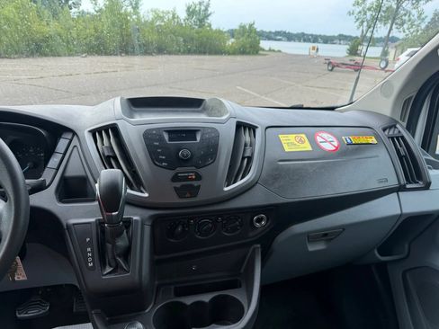 Used 2019 Ford Transit 350 156 DRW RWD image 18