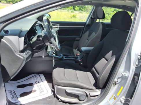 Used 2020 Hyundai Elantra Value Edition w/ Cargo Package (C1) FWD image 28