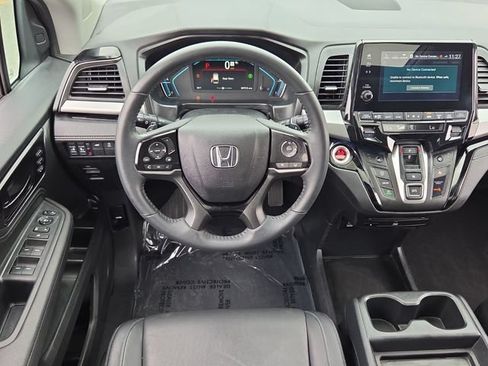 Used 2024 Honda Odyssey Touring image 14