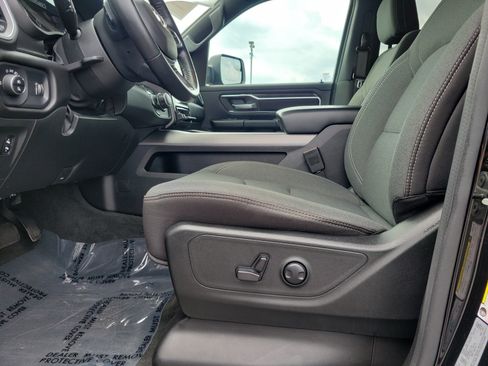 Used 2023 RAM 1500 Big Horn AWD/4WD image 16