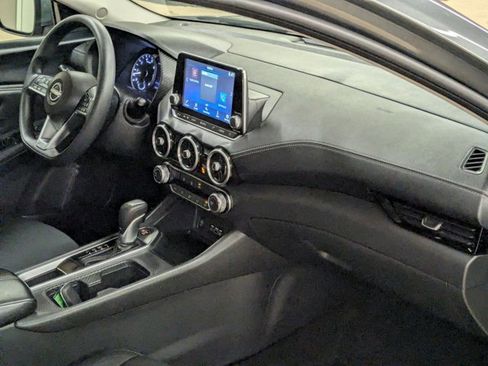 Used 2024 Nissan Sentra SV image 23