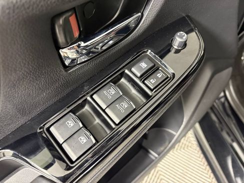 Used 2019 Subaru WRX STI AWD/4WD image 13