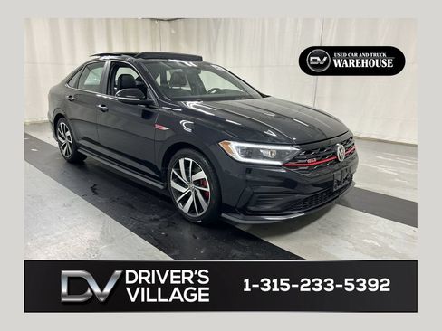 Used 2019 Volkswagen Jetta GLI FWD image 1
