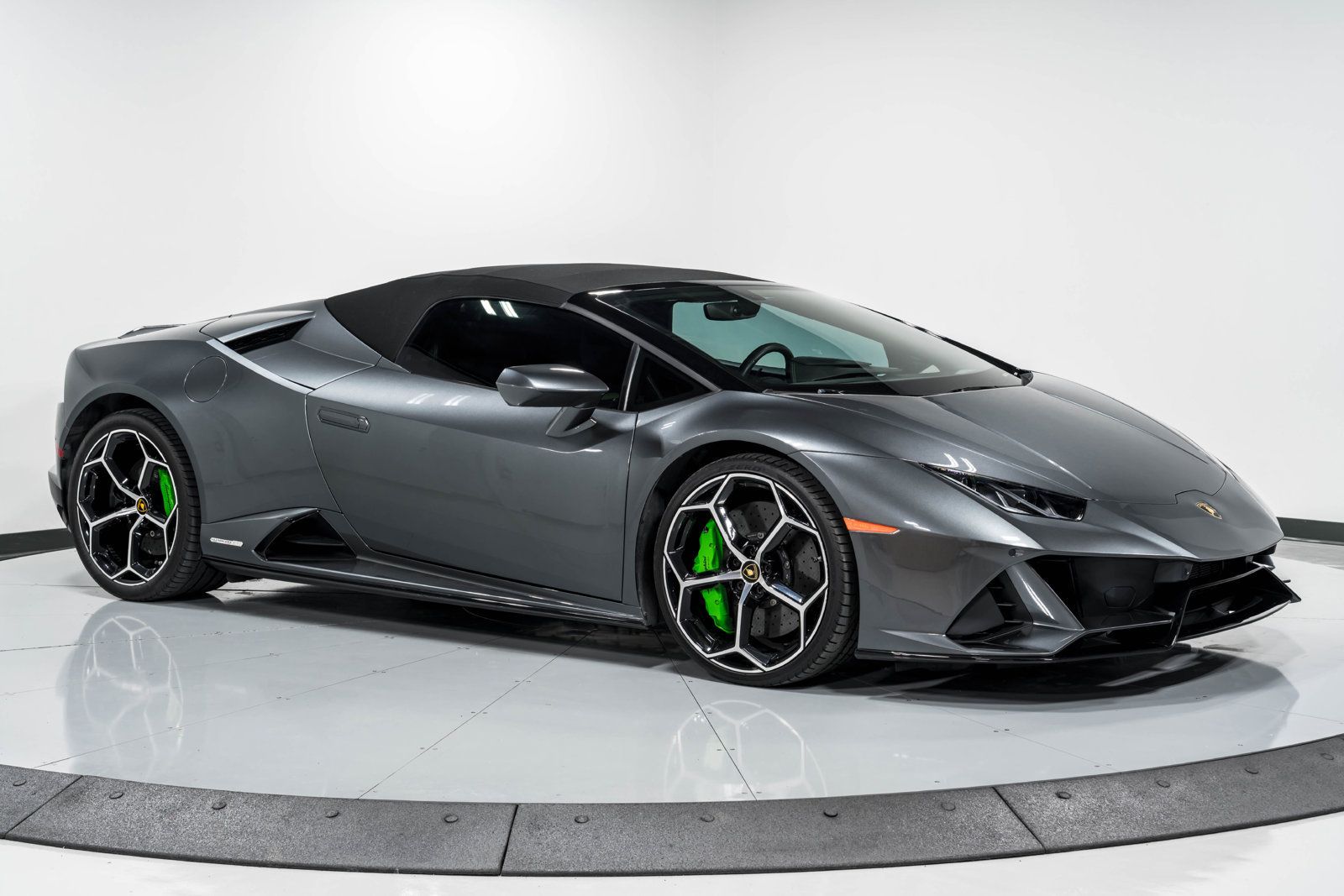 Used 2020 Lamborghini Huracan EVO AWD/4WD image 38