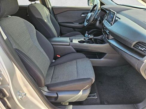 Used 2023 Nissan Rogue SV FWD image 20