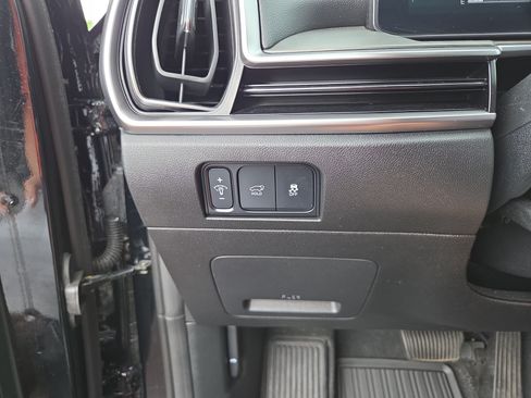 Used 2024 Kia Sorento X-Line EX AWD/4WD image 29