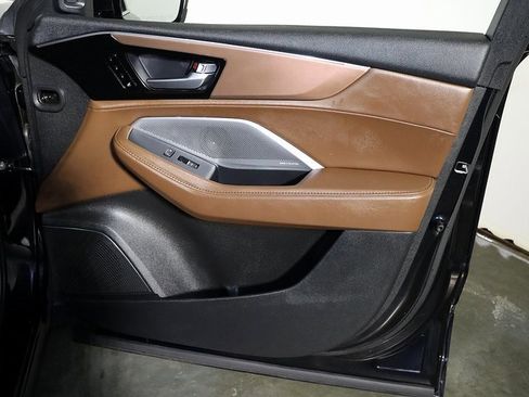 Certified 2025 Acura MDX w/ Technology Package image 35