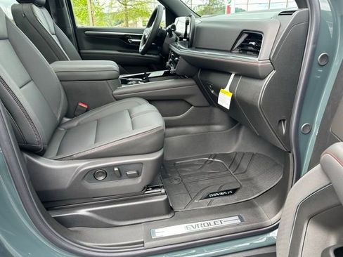 New 2026 Chevrolet Tahoe RST AWD/4WD image 16