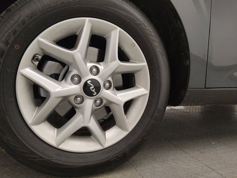 Used 2025 Kia Soul LX image 31