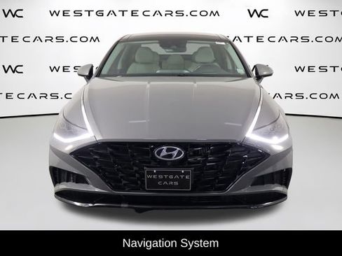 Used 2021 Hyundai Sonata Limited FWD image 2