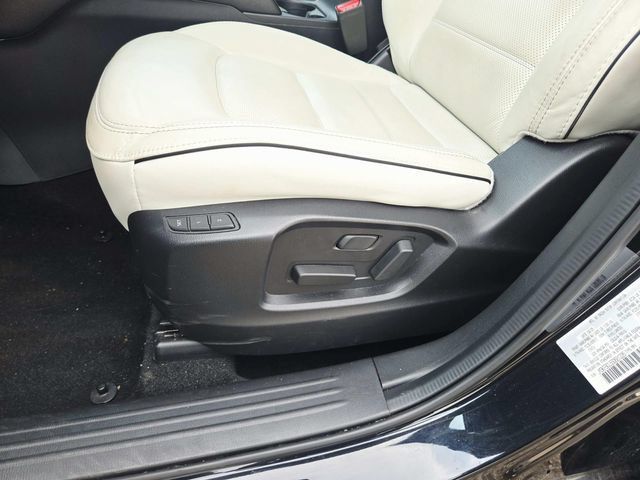 Used 2025 MAZDA CX-5 AWD 2.5 S w/ Preferred Package image 32