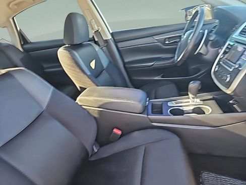 Used 2017 Nissan Altima 2.5 SR image 24