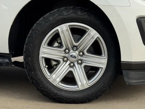 Used 2020 Ford Expedition XLT w/ Equipment Group 202A image 33