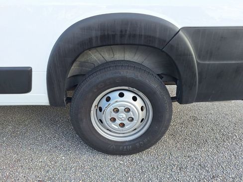 Used 2021 RAM ProMaster 2500 image 21