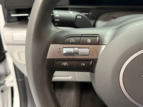 Used 2024 Hyundai Kona SEL AWD/4WD image 18